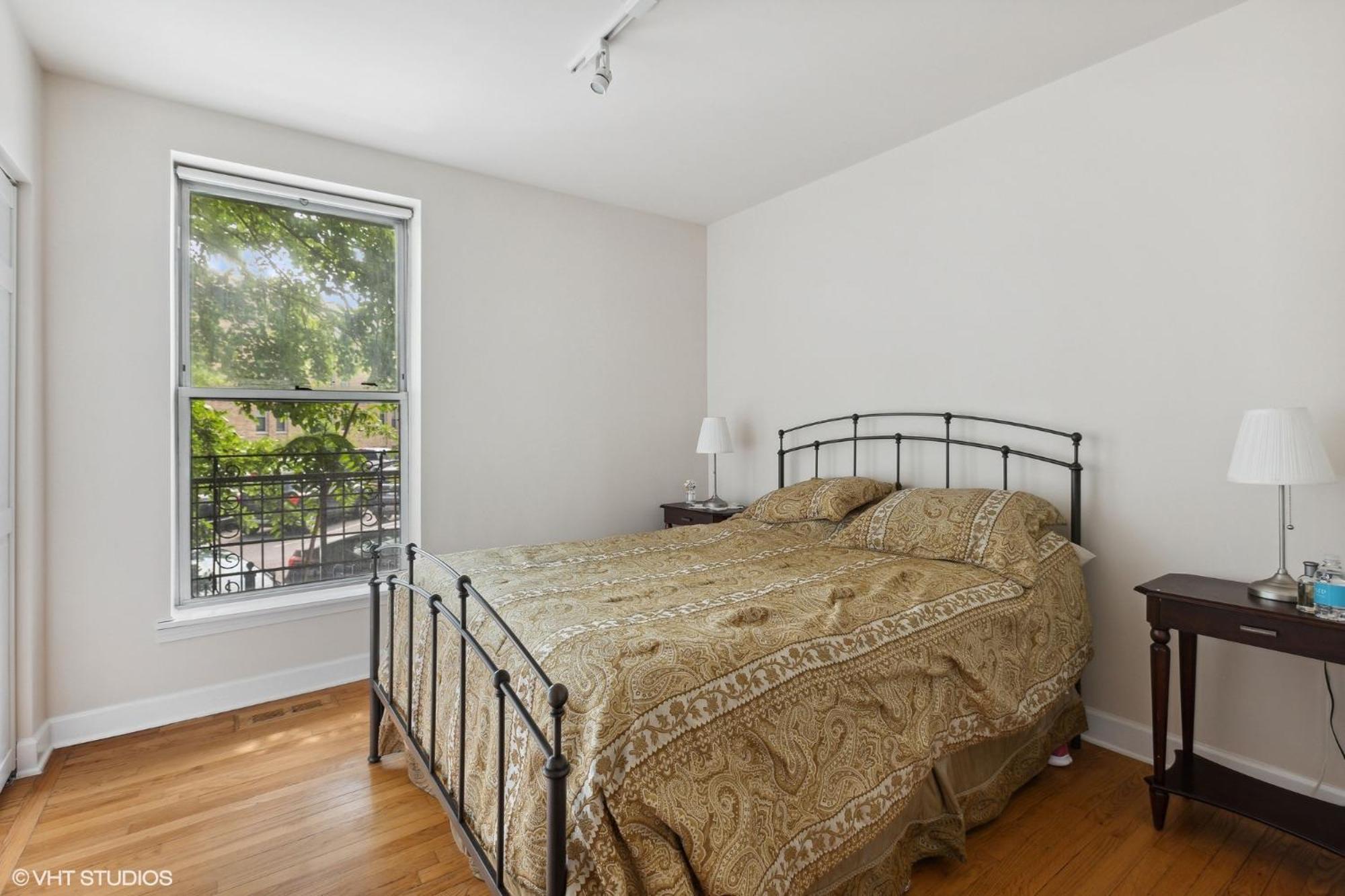 Wrigleyville Home Away From Home! 5 Mins From Downtown! Steps From Lake!! Cozy! Chicago Exterior foto